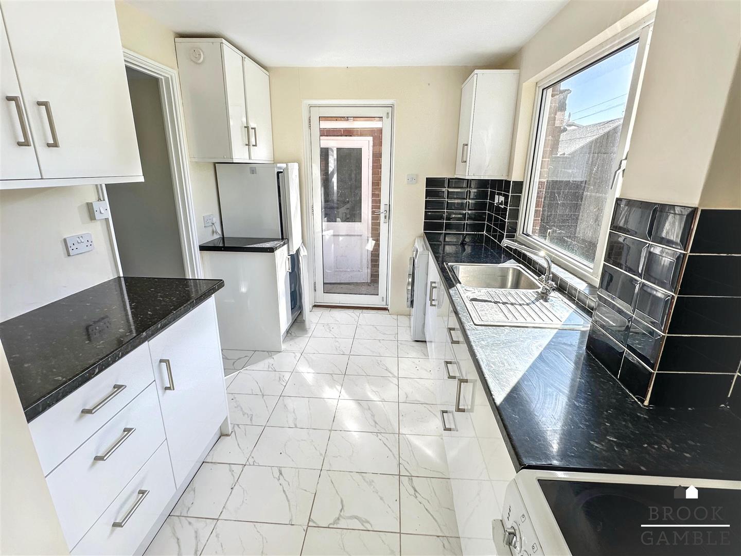 3 Bedroom House. Filching Road in Eastbourne,  9